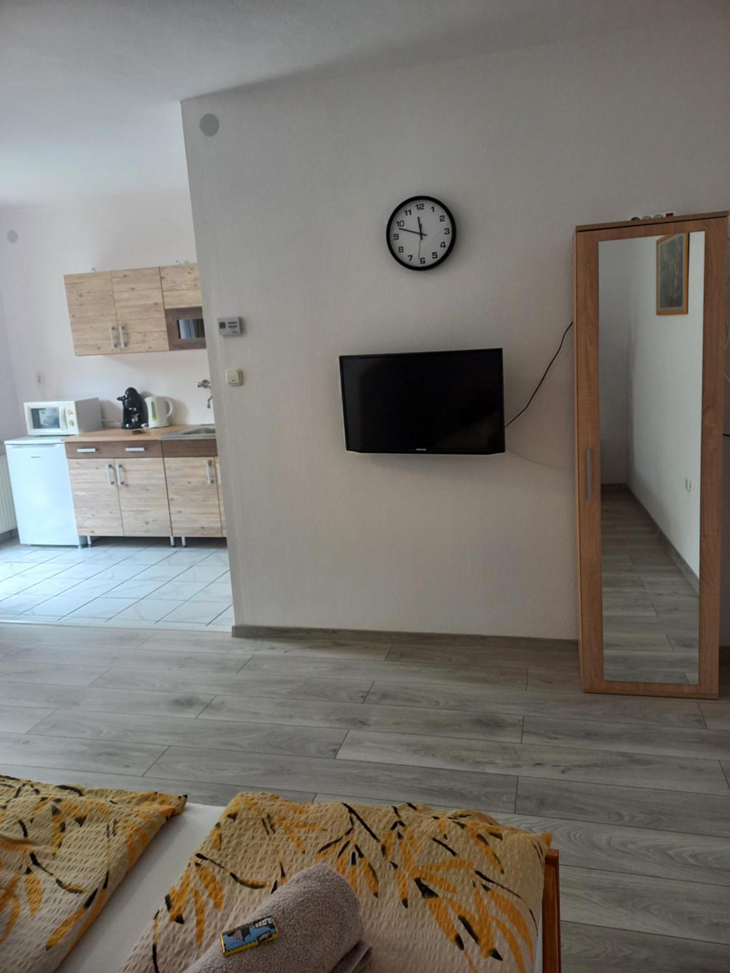 Julia Vendeghaz Appartement Sárospatak Buitenkant foto